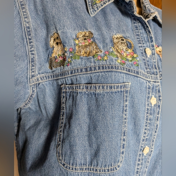 Puppy & Floral Embroidered Short Sleeve Jean Button Up Shirt Large - Picture 9 of 11
